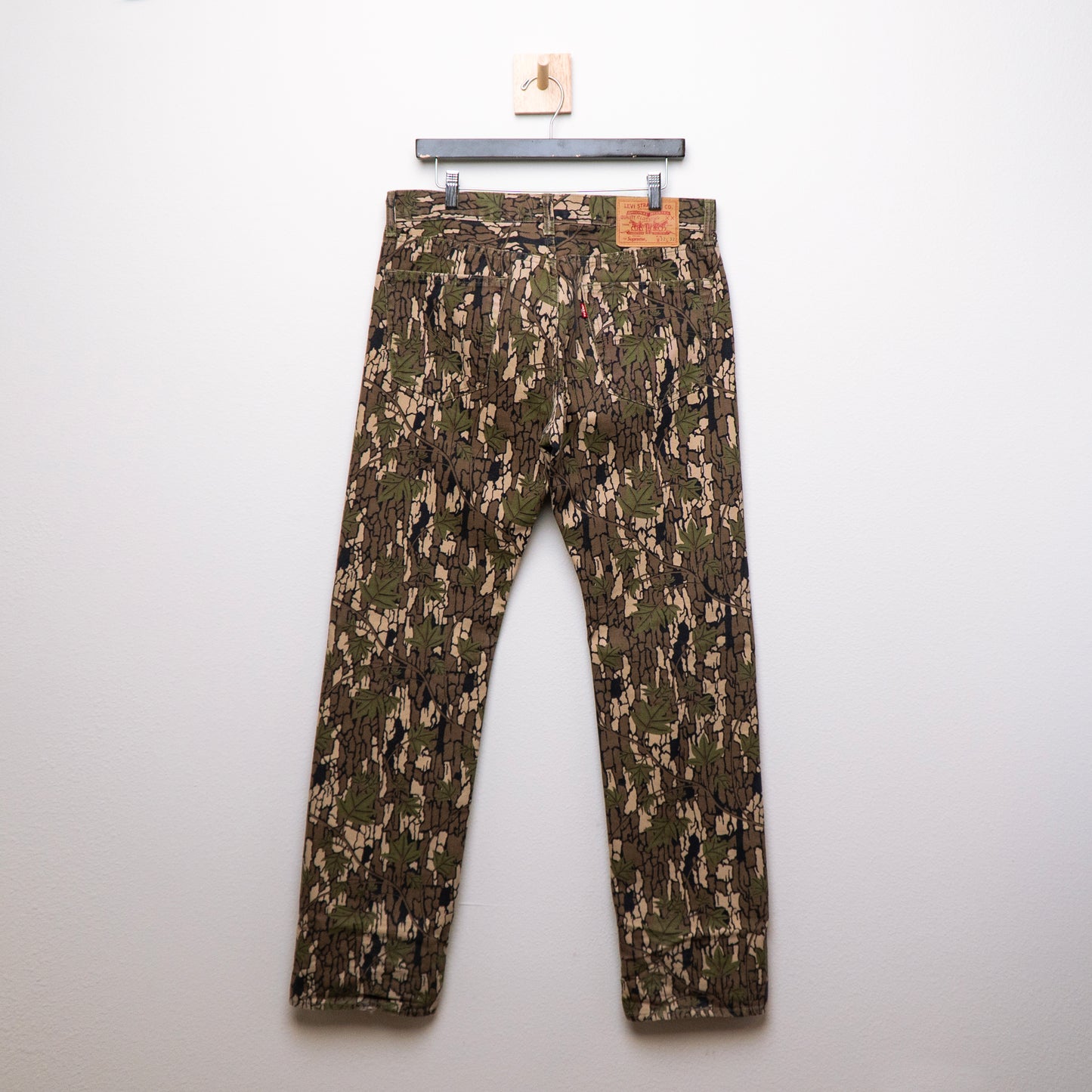 Supreme x Levis Camo 505 Jeans