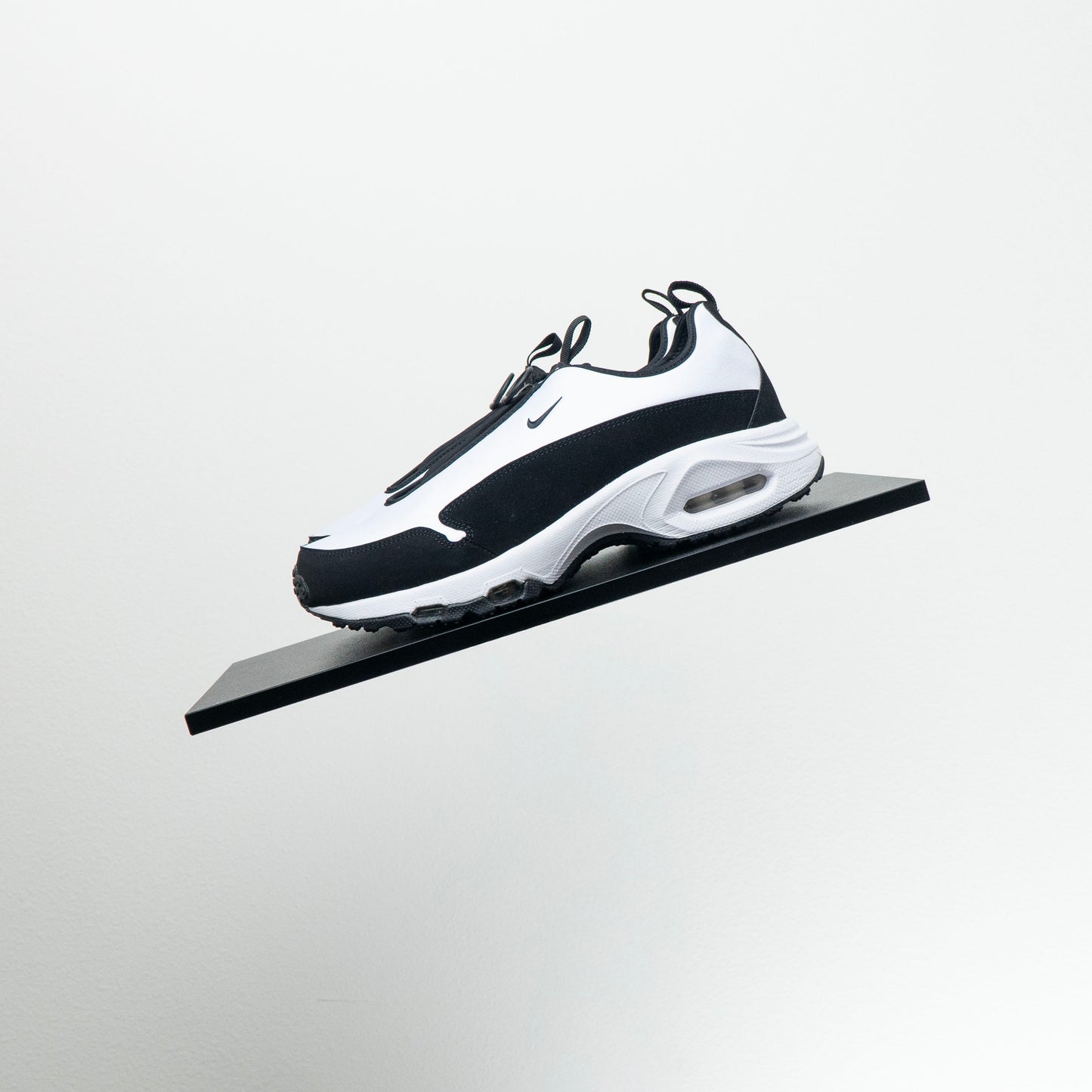 Comme Des Garcons Homme Plus x Nike Air Max Sunder โ White/Black